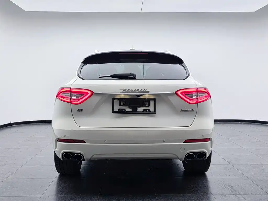 Maserati Levante — фото 8