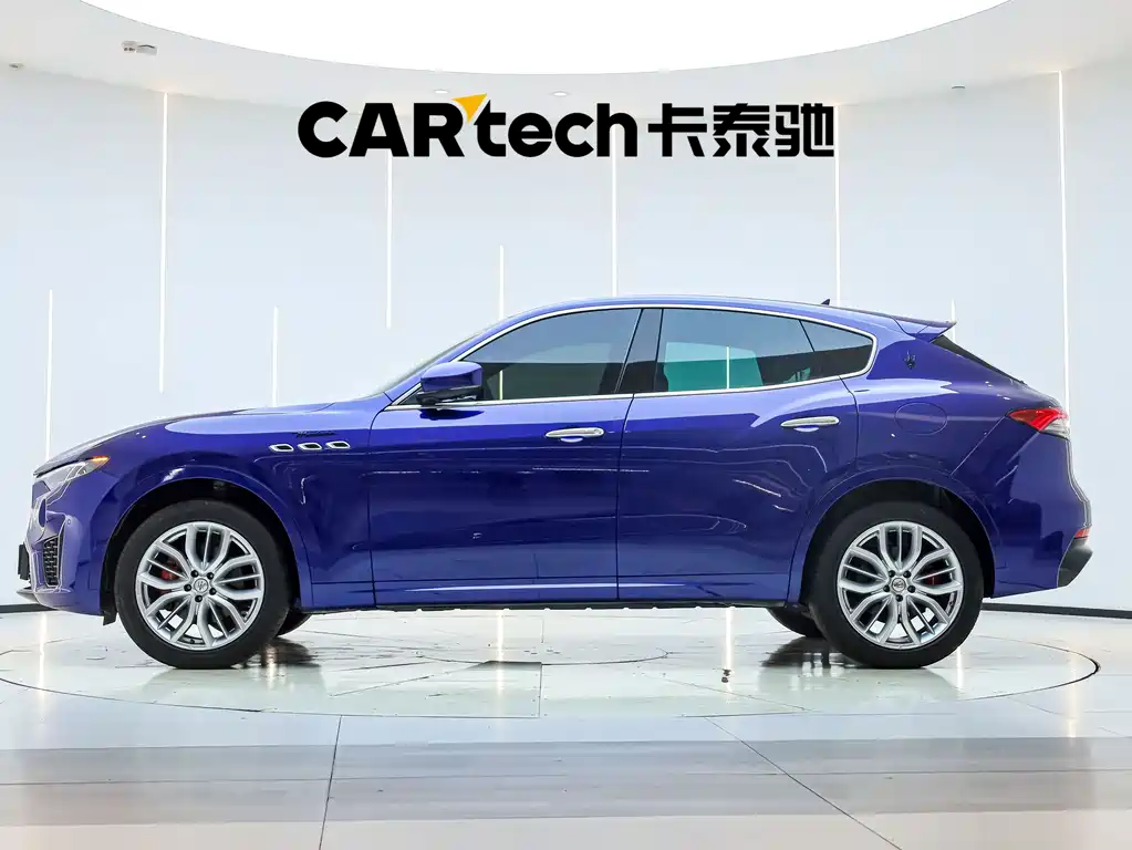 Maserati Levante — фото 3