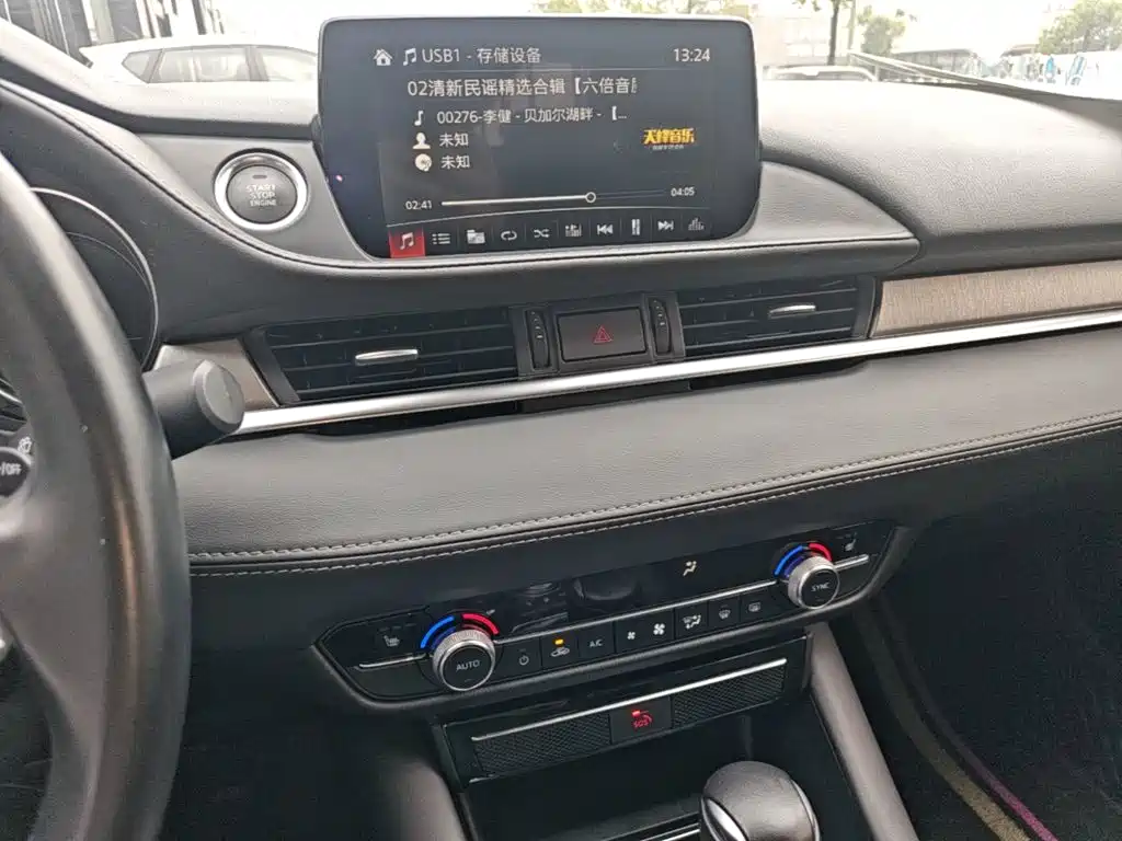 Mazda Atenza — фото 13