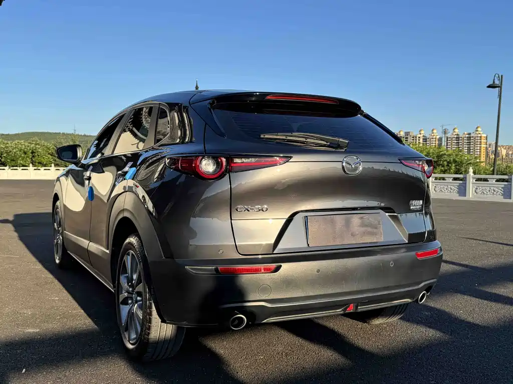 Mazda CX-30 — фото 4