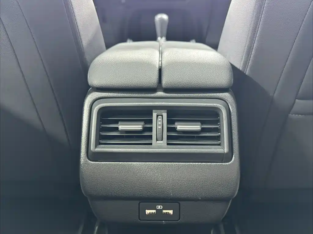 Mazda CX-50 Xingye — фото 15