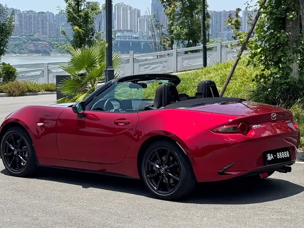 Mazda MX-5 — фото 3