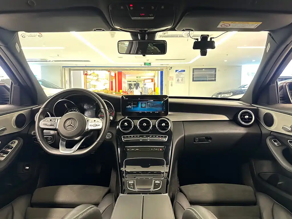 Mercedes-Benz C-Class — фото 17