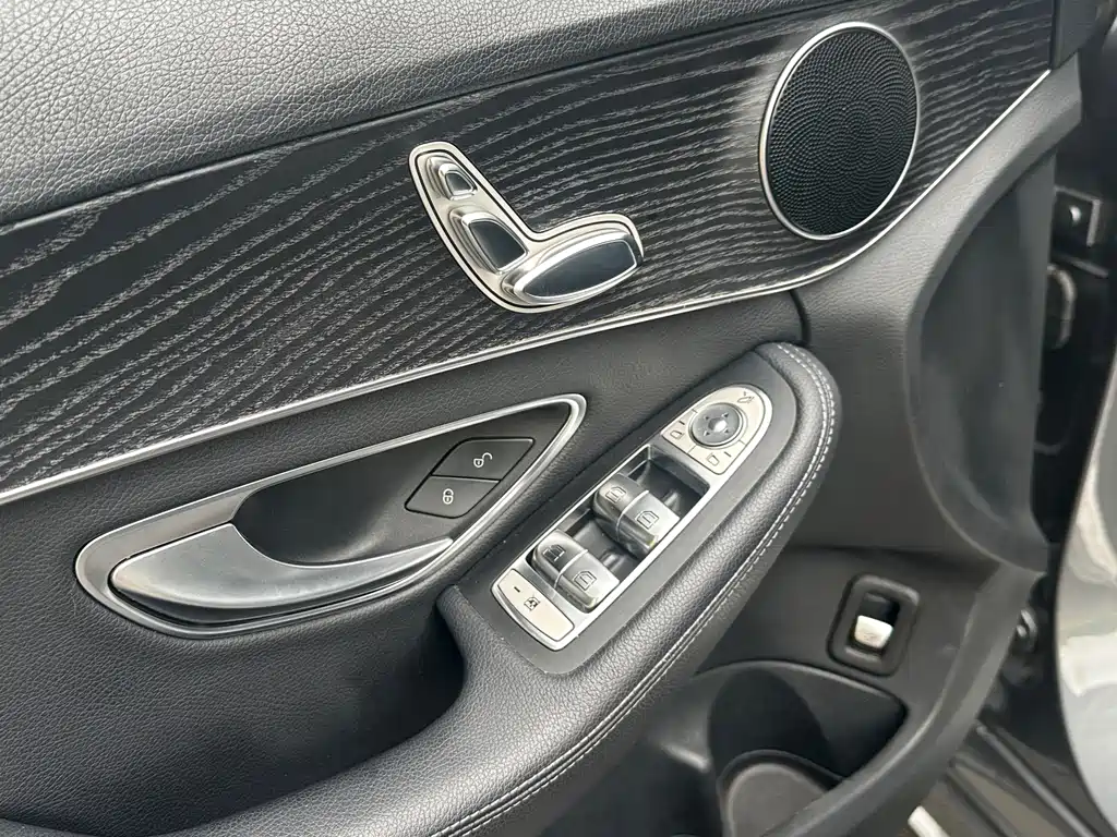Mercedes-Benz C-Class (Import) — фото 21
