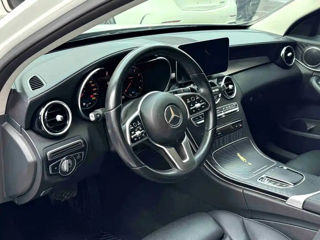 Mercedes-Benz C-Class — фото 4