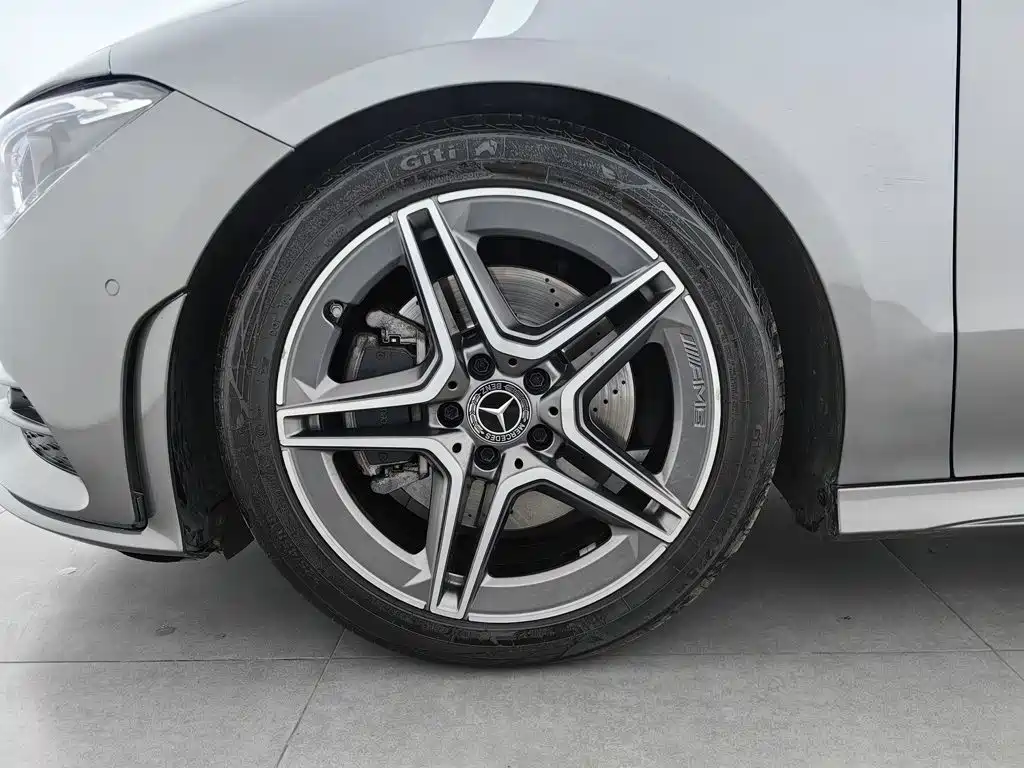 Mercedes-Benz CLA (Import) — фото 17