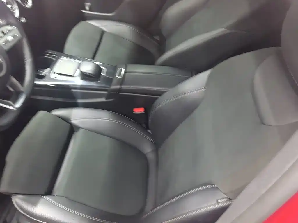 Mercedes-Benz A-Class — фото 10