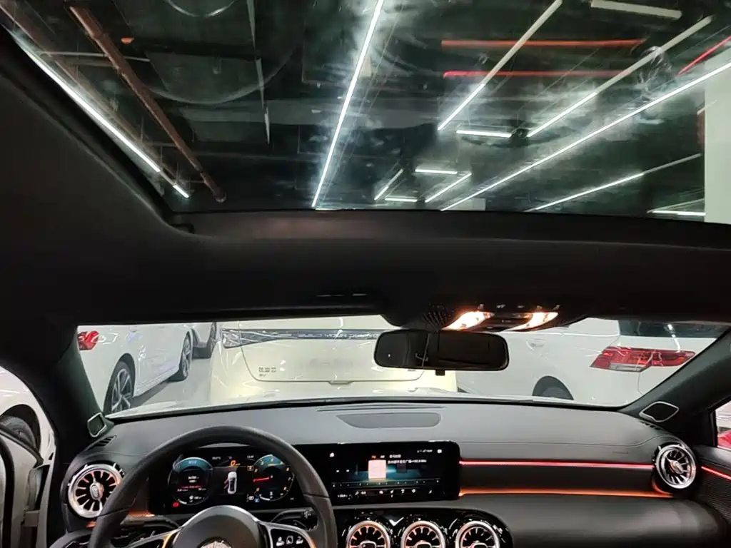 Mercedes-Benz A-Class — фото 14