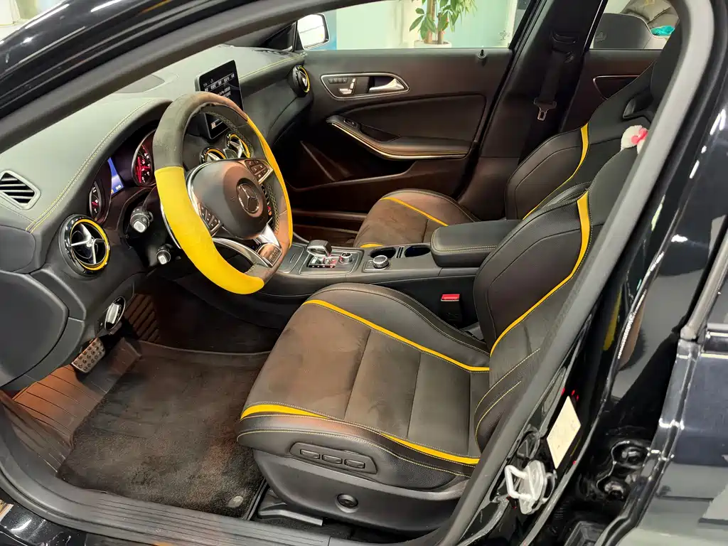 Mercedes-Benz GLA AMG — фото 4