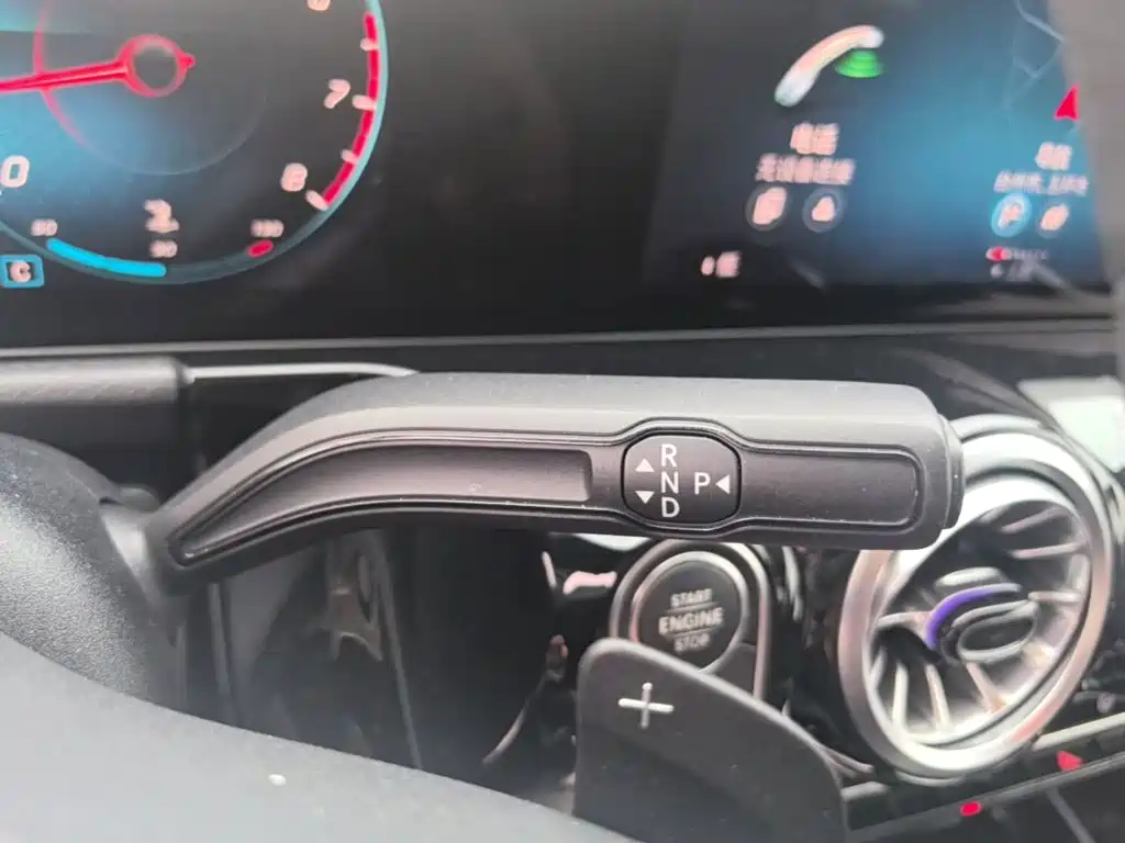 Mercedes-Benz GLA — фото 14