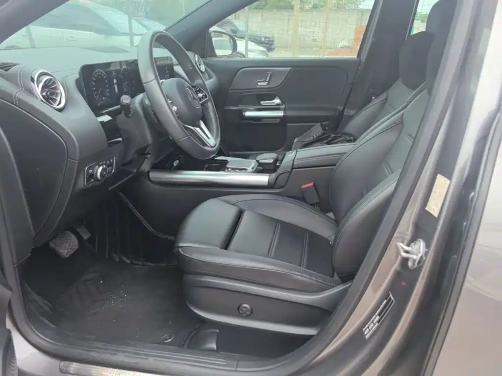 Mercedes-Benz GLA — фото 15