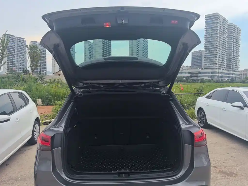 Mercedes-Benz GLA — фото 19