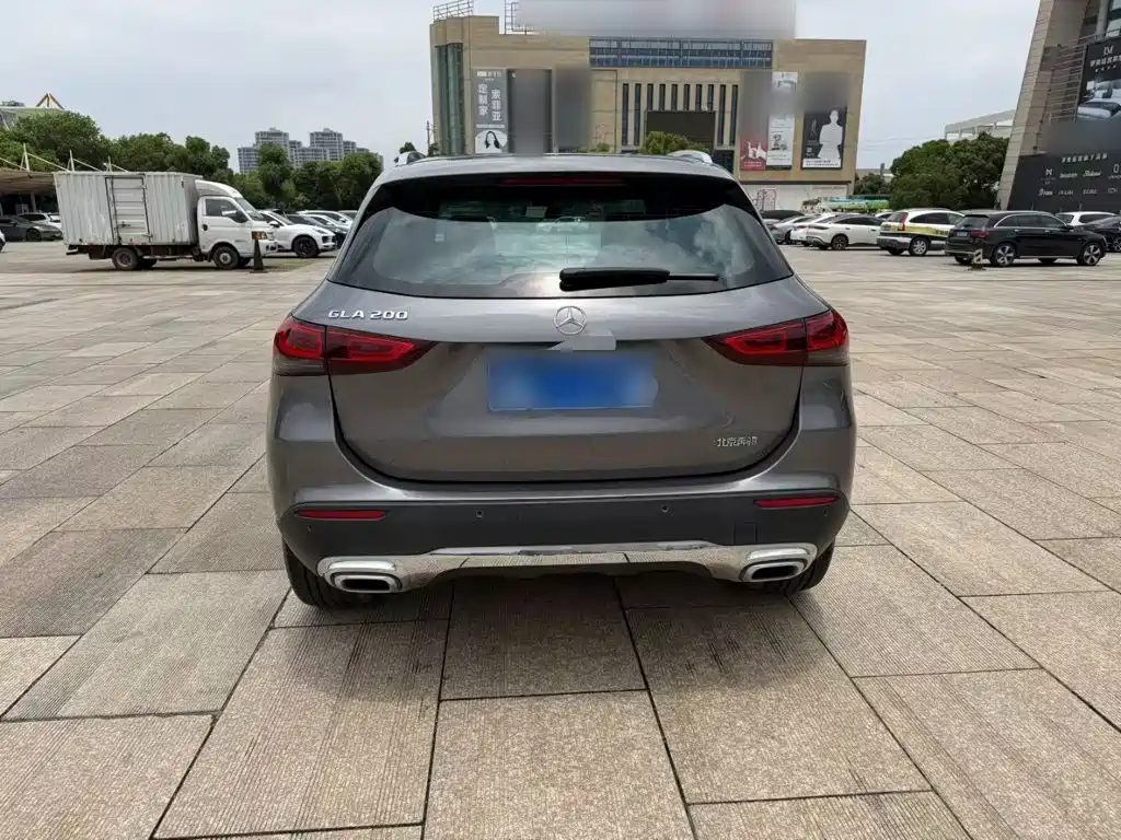 Mercedes-Benz GLA — фото 6