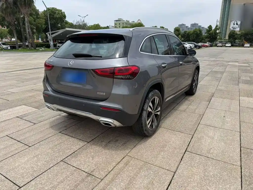 Mercedes-Benz GLA — фото 7