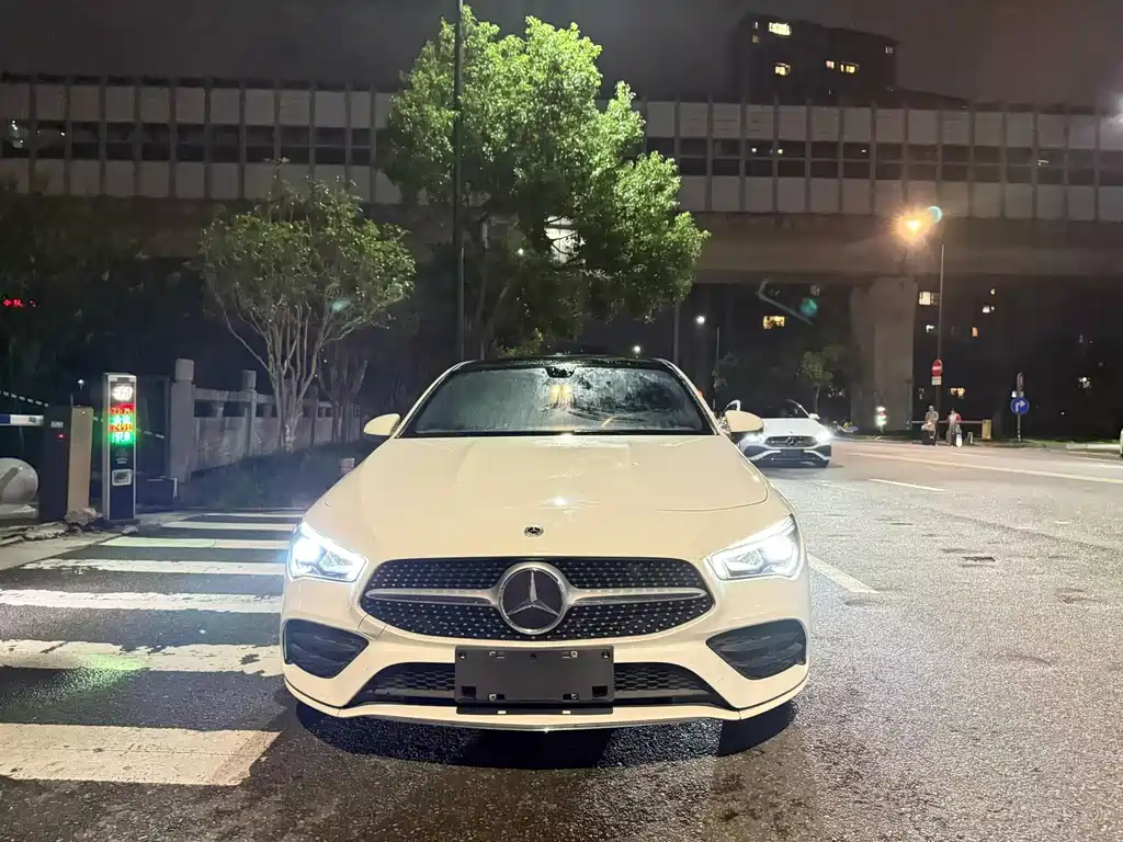 Mercedes-Benz CLA (Import)