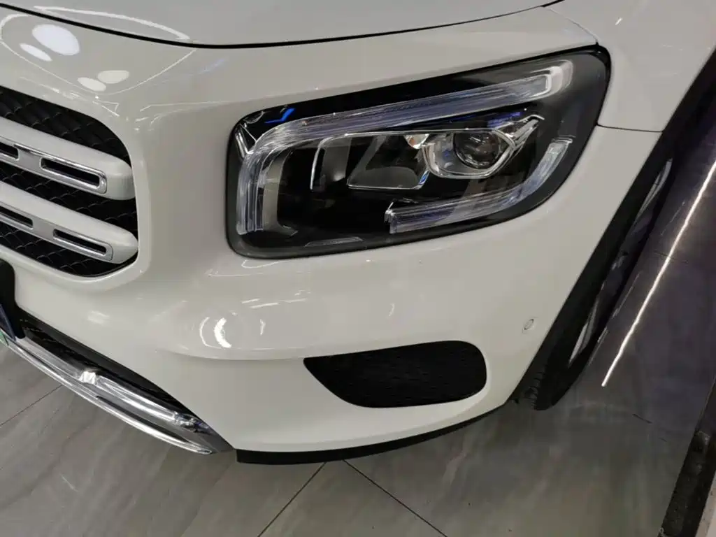 Mercedes-Benz GLB — фото 24