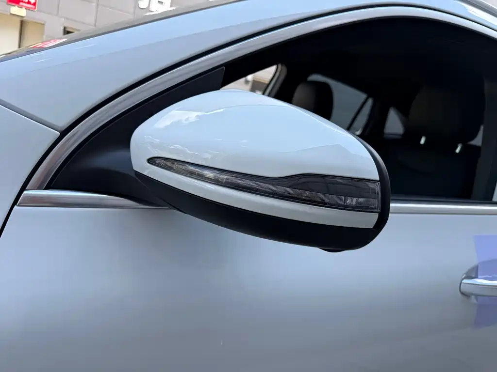 Mercedes-Benz GLA — фото 15