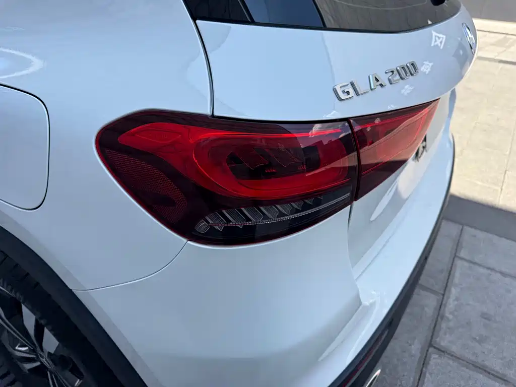 Mercedes-Benz GLA — фото 37