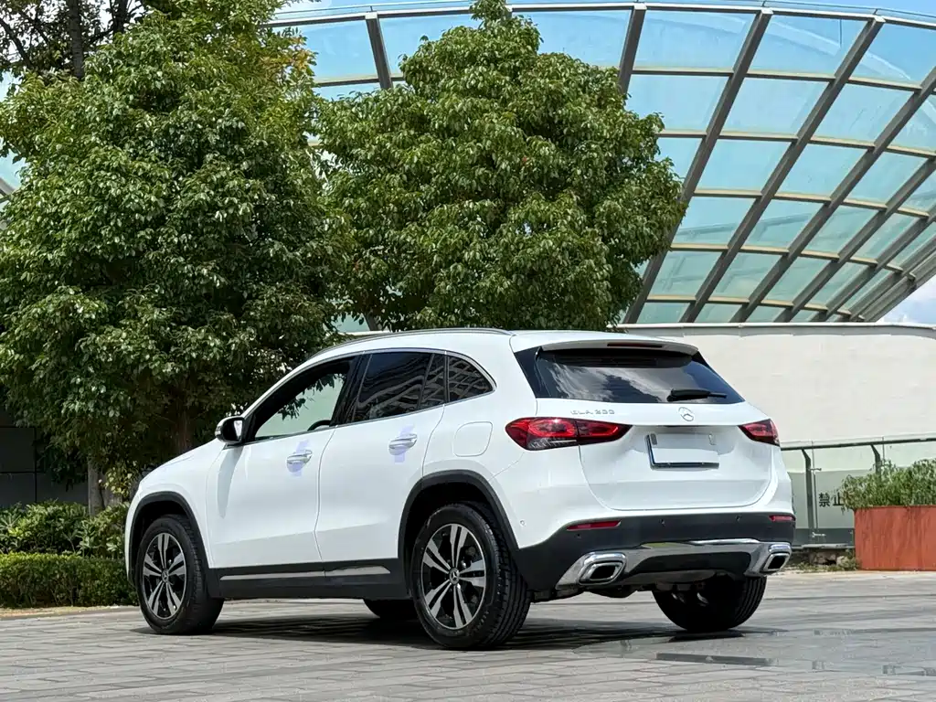 Mercedes-Benz GLA — фото 9