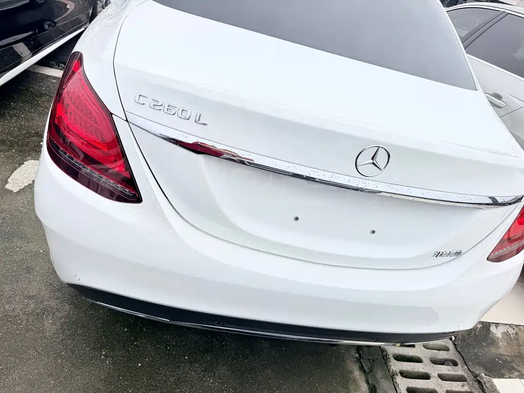 Mercedes-Benz C-Class — фото 15