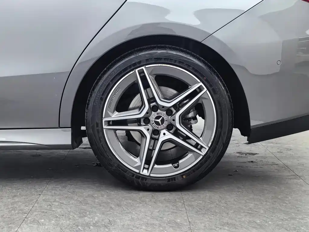 Mercedes-Benz CLA (Import) — фото 14