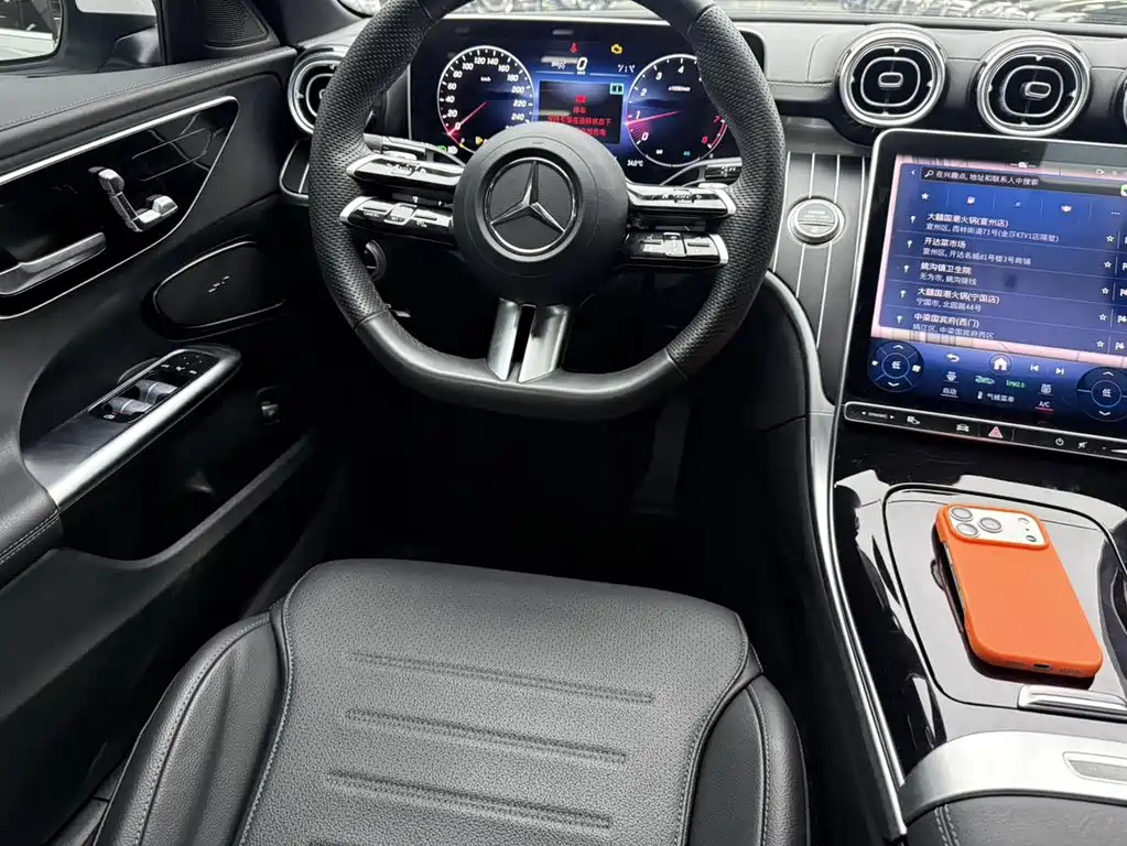 Mercedes-Benz C-Class — фото 15