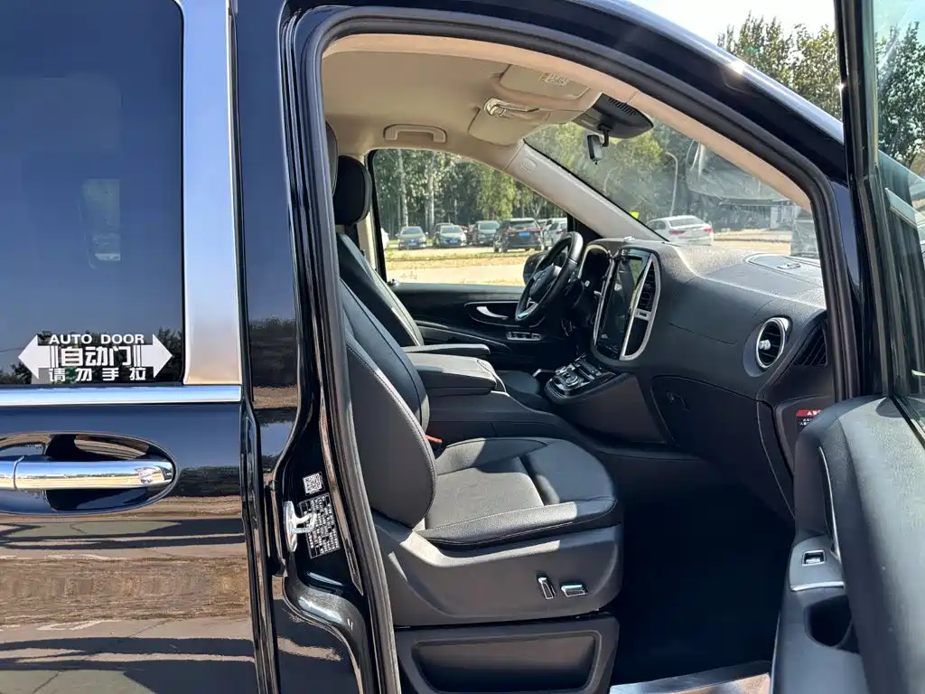 Mercedes-Benz Vito — фото 17