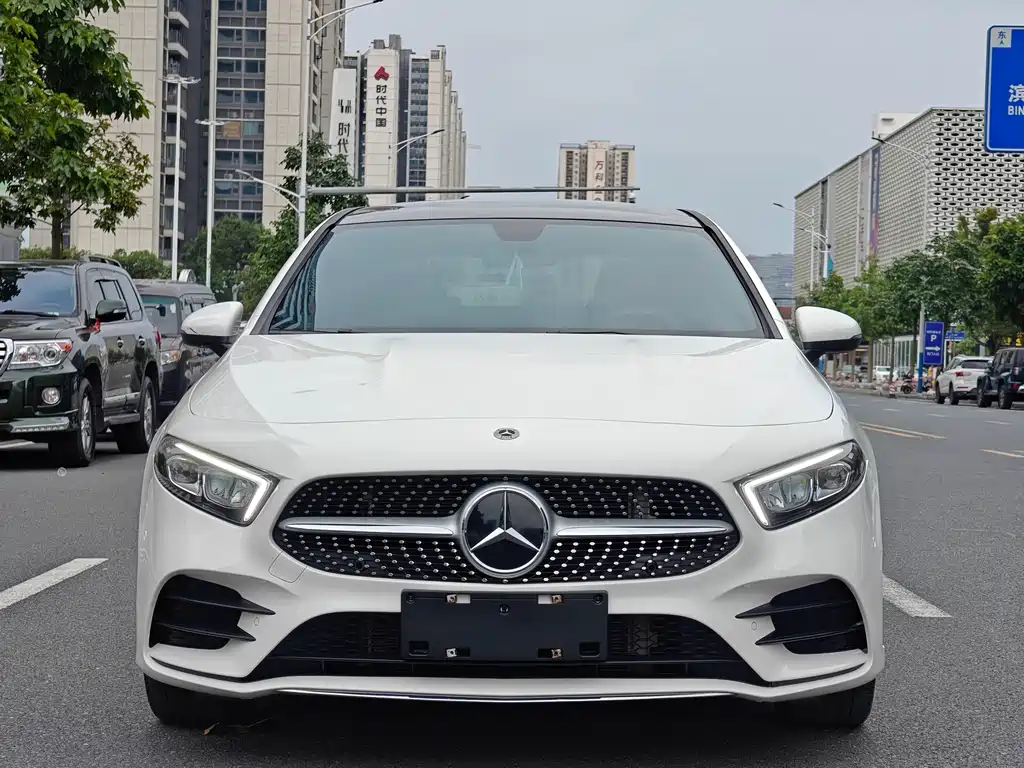 Mercedes-Benz A-Class — фото 2