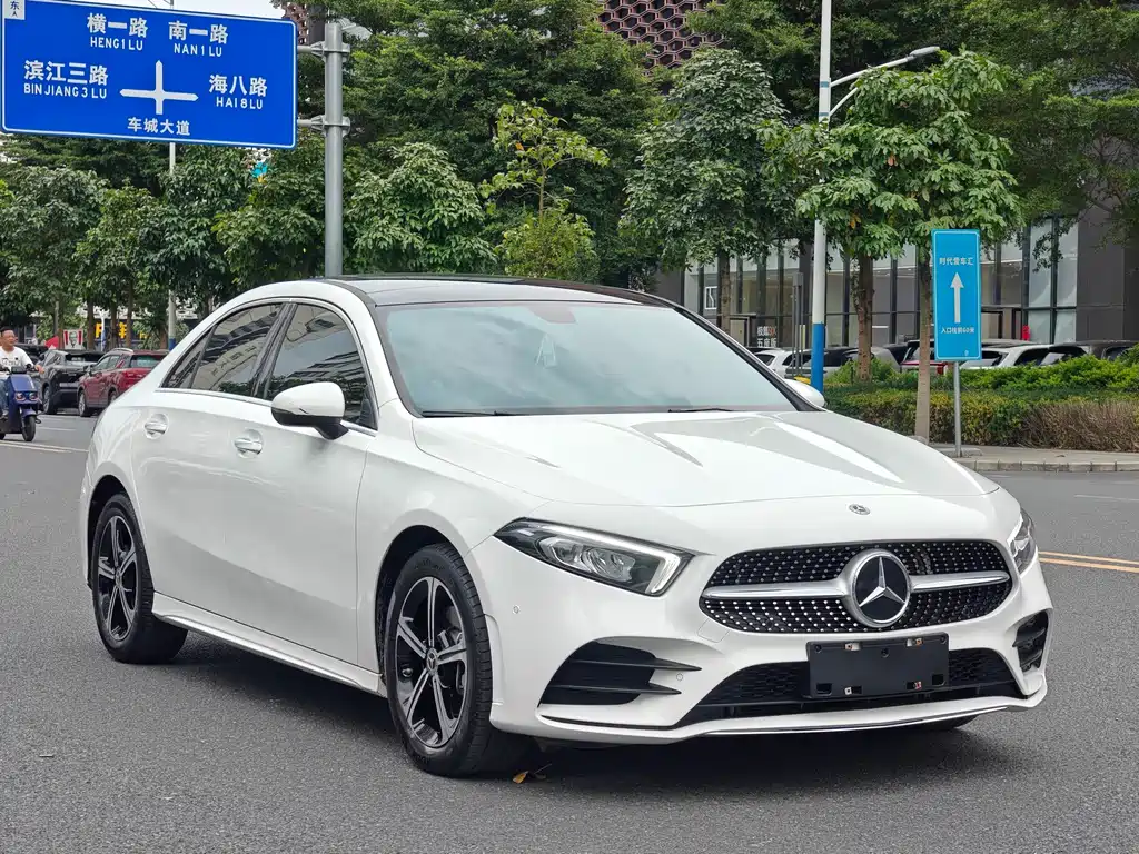 Mercedes-Benz A-Class — фото 3