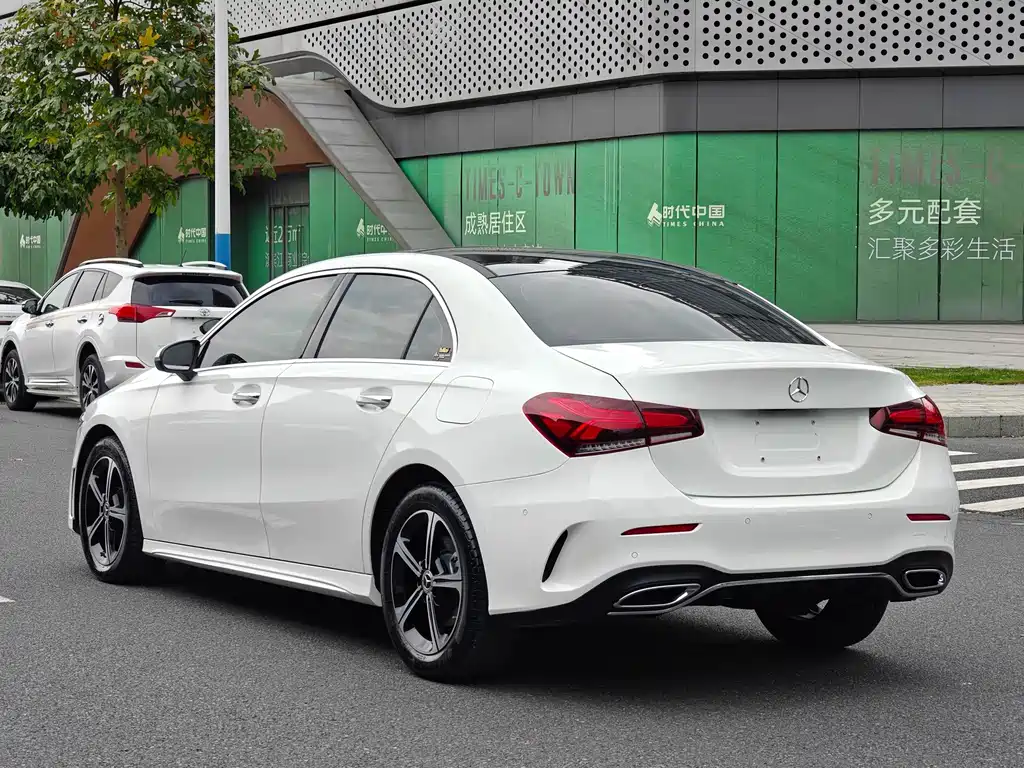 Mercedes-Benz A-Class — фото 6