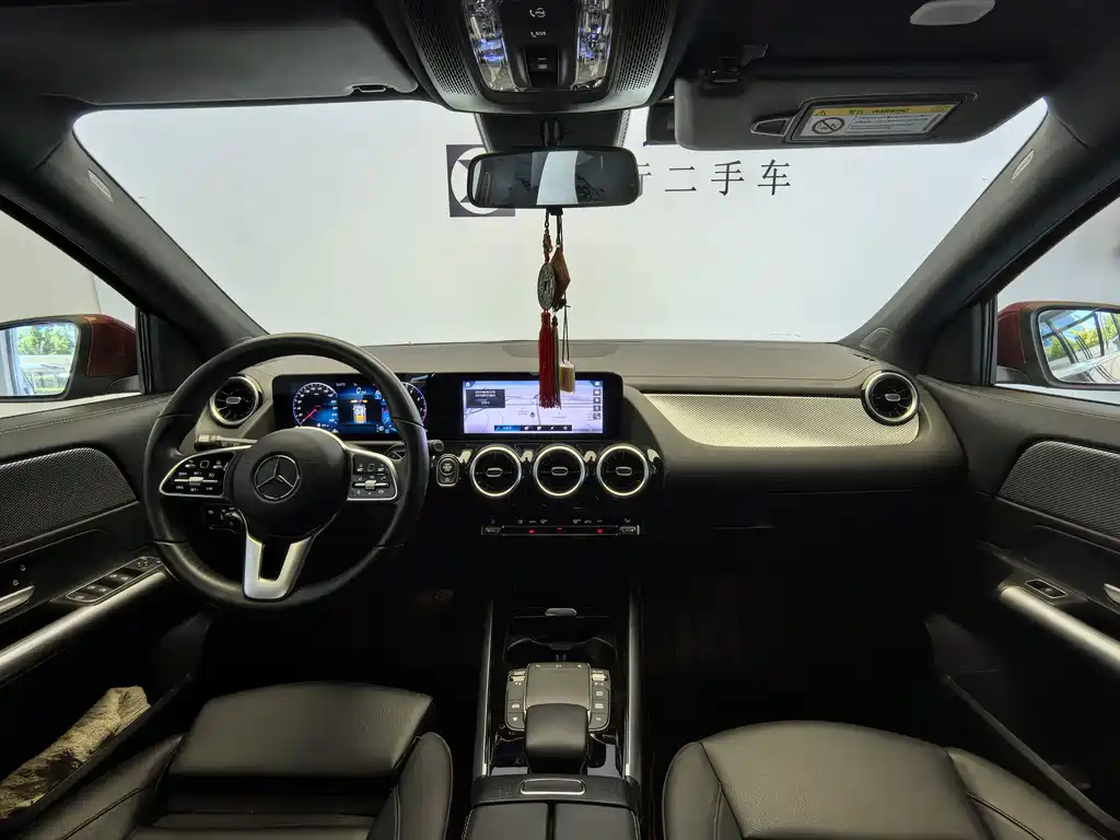 Mercedes-Benz GLA — фото 11