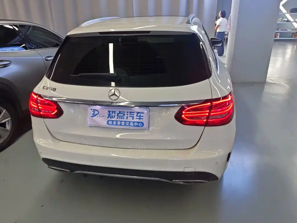 Mercedes-Benz C-Class (Import) — фото 4