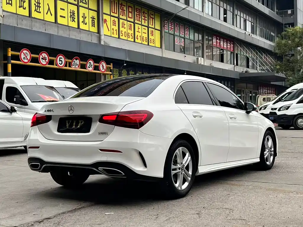 Mercedes-Benz A-Class — фото 7