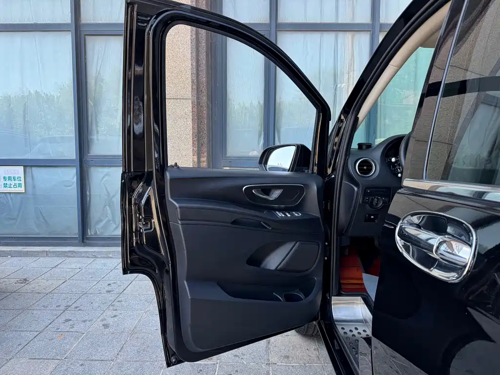 Mercedes-Benz Vito — фото 8