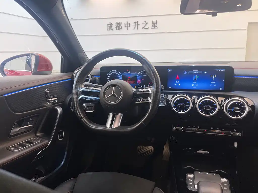 Mercedes-Benz A-Class — фото 10