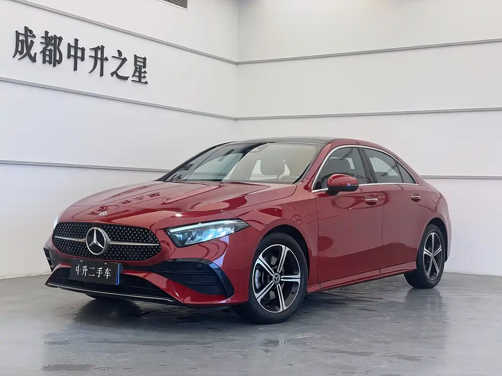 Mercedes-Benz A-Class — фото 1