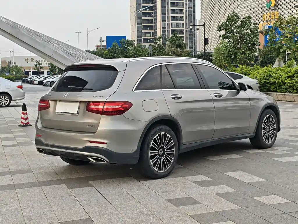 Mercedes-Benz GLC — фото 4