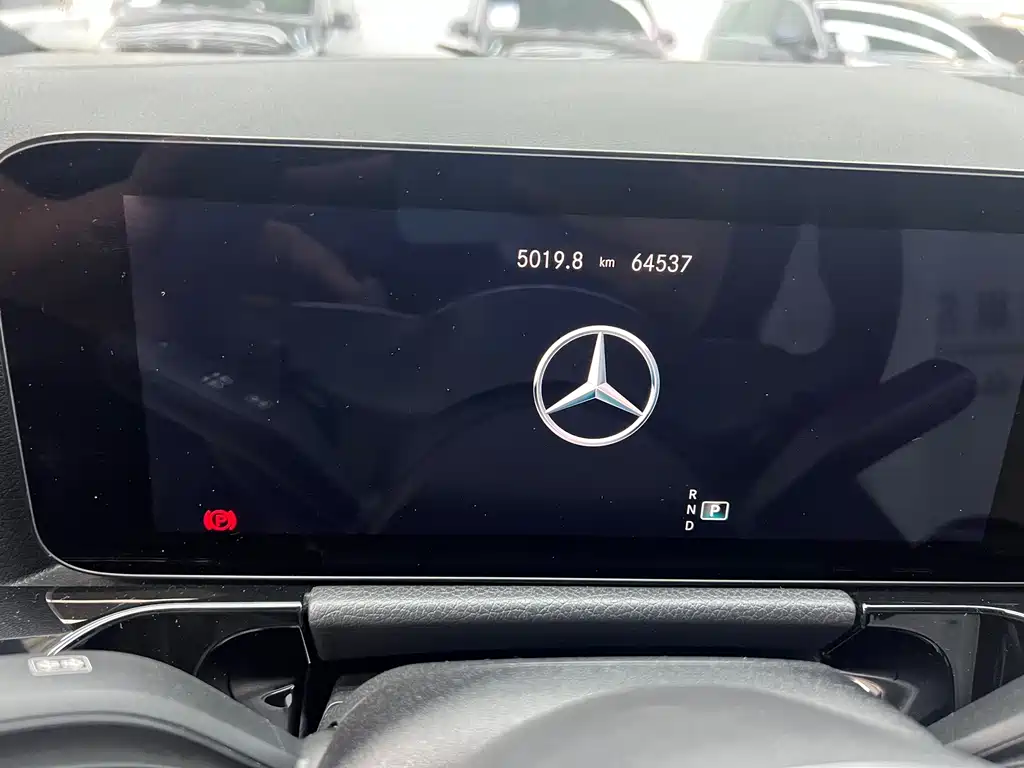 Mercedes-Benz GLA — фото 3