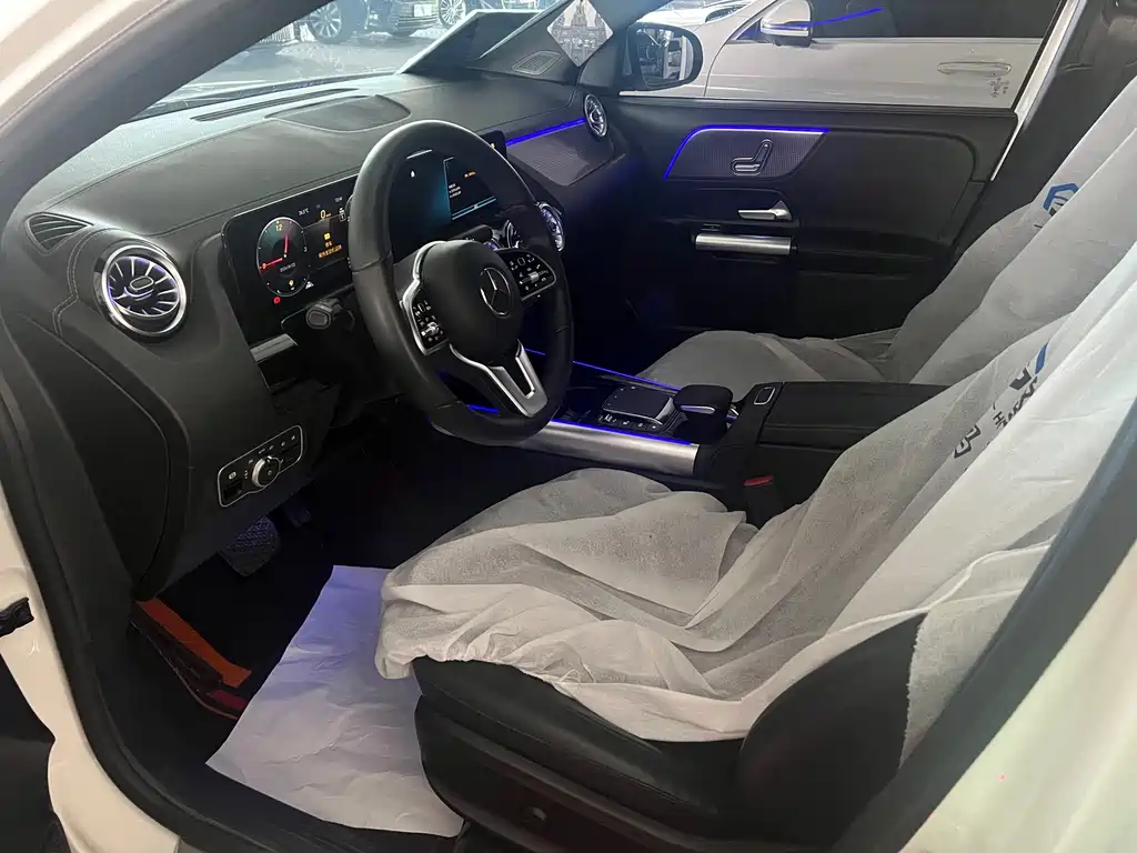 Mercedes-Benz GLA — фото 10