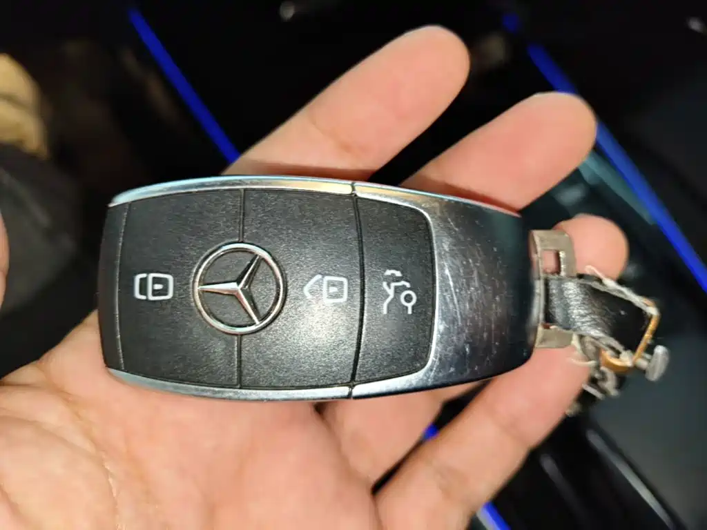 Mercedes-Benz EQB — фото 17
