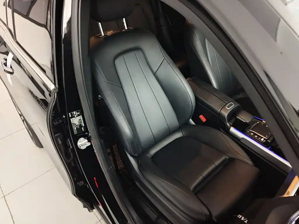 Mercedes-Benz EQB — фото 20