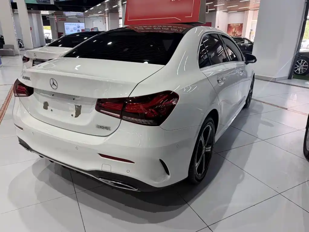 Mercedes-Benz A-Class — фото 11