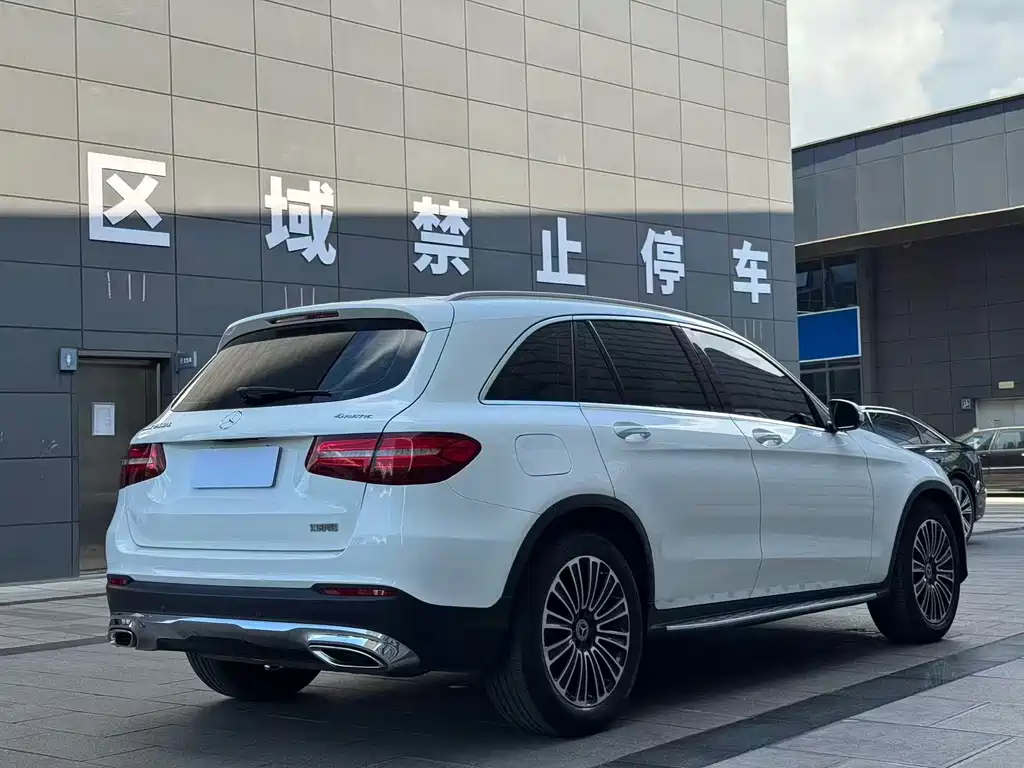 Mercedes-Benz GLC — фото 9