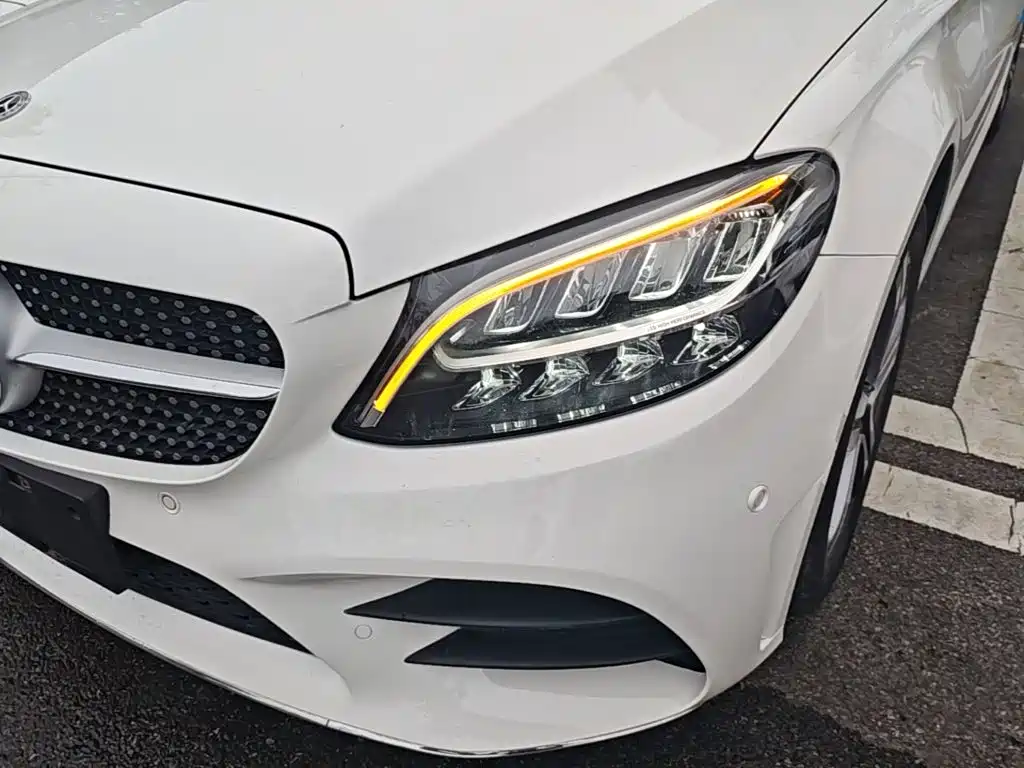 Mercedes-Benz C-Class — фото 18