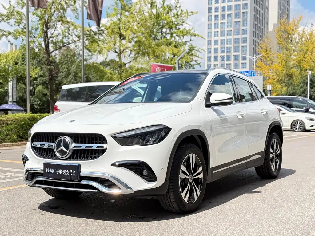 Mercedes-Benz GLA — фото 9