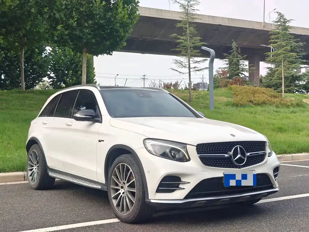 Mercedes-Benz GLC AMG — фото 3