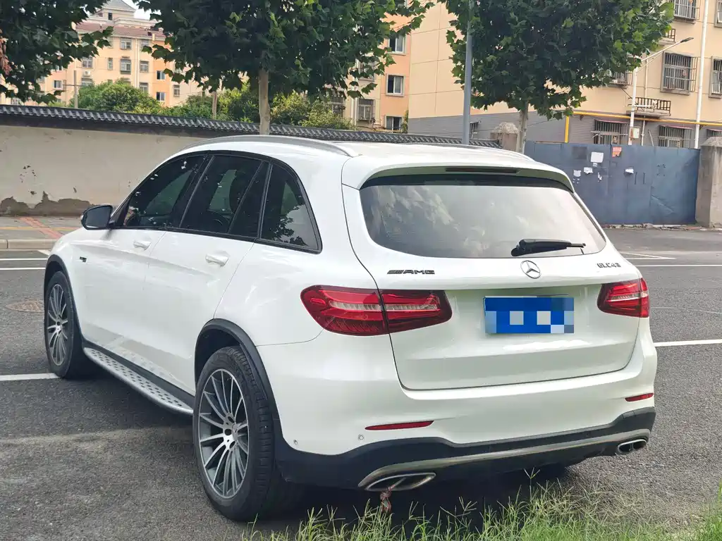 Mercedes-Benz GLC AMG — фото 8