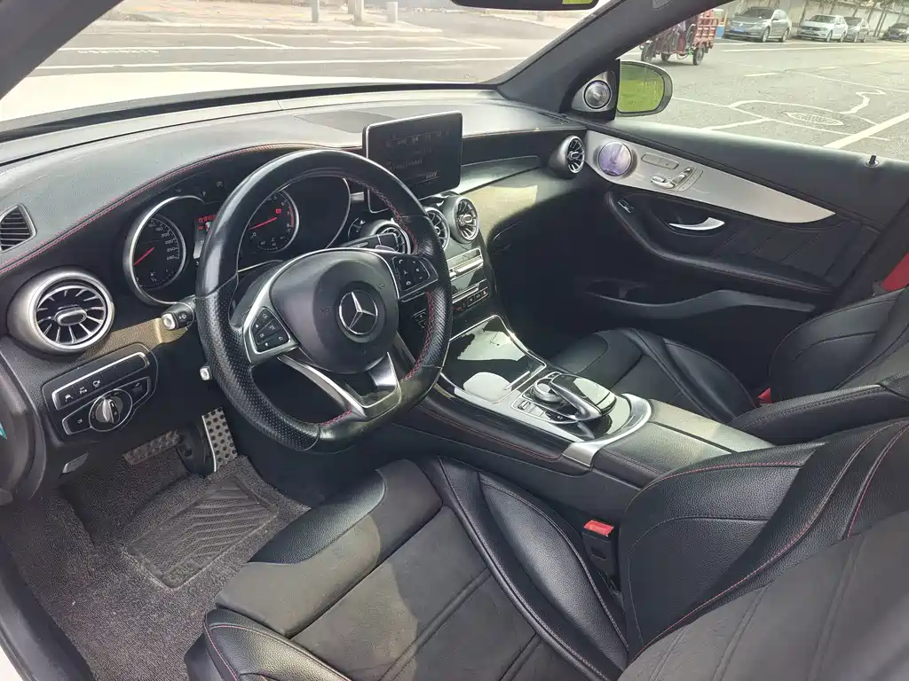 Mercedes-Benz GLC AMG — фото 10