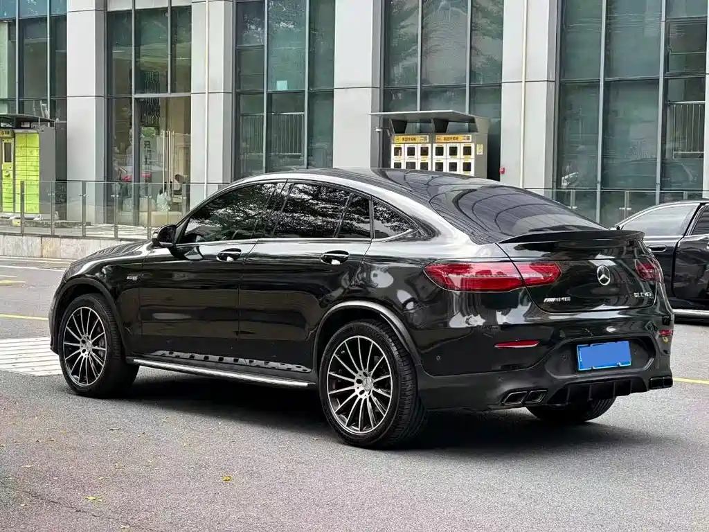 Mercedes-Benz GLC Coupe AMG — фото 3