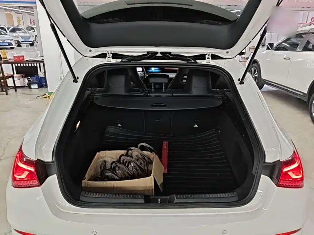 Mercedes-Benz CLA (Import) — фото 19